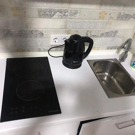 New And Nice Apartment In Kiev Bagian luar foto